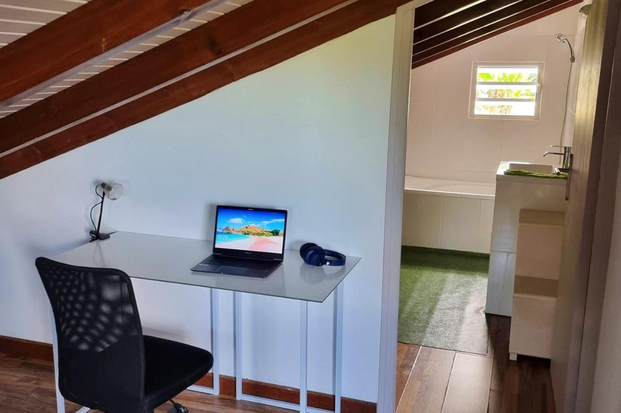 Maison Chaleureuse Aux Abymes Avec Jacuzzi Relaxant * Les Abymes